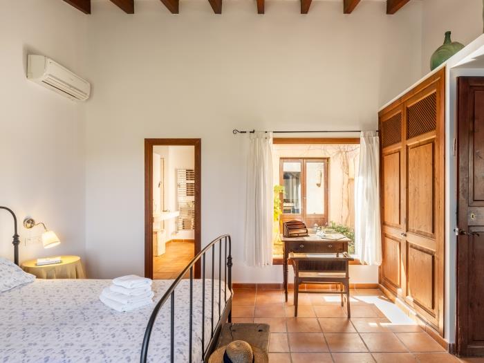 Mallorca Countryside Finca with Pool and Nature 16