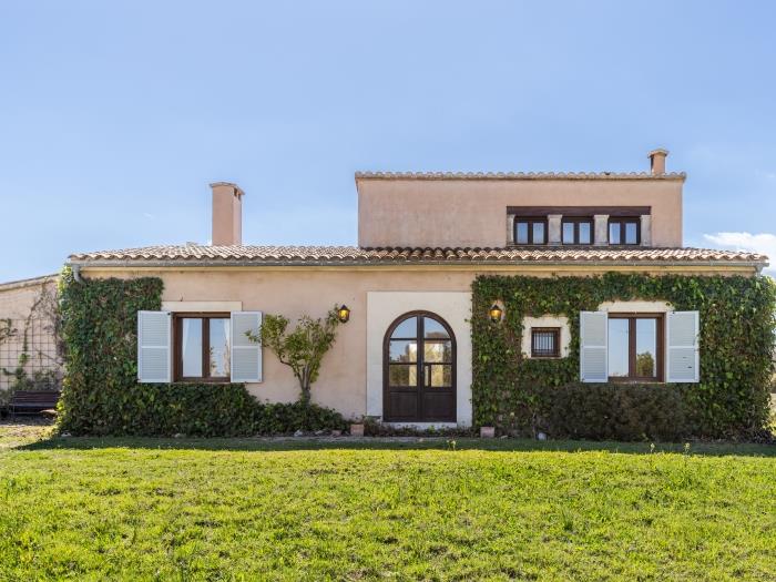 Mallorca Countryside Finca with Pool and Nature 25