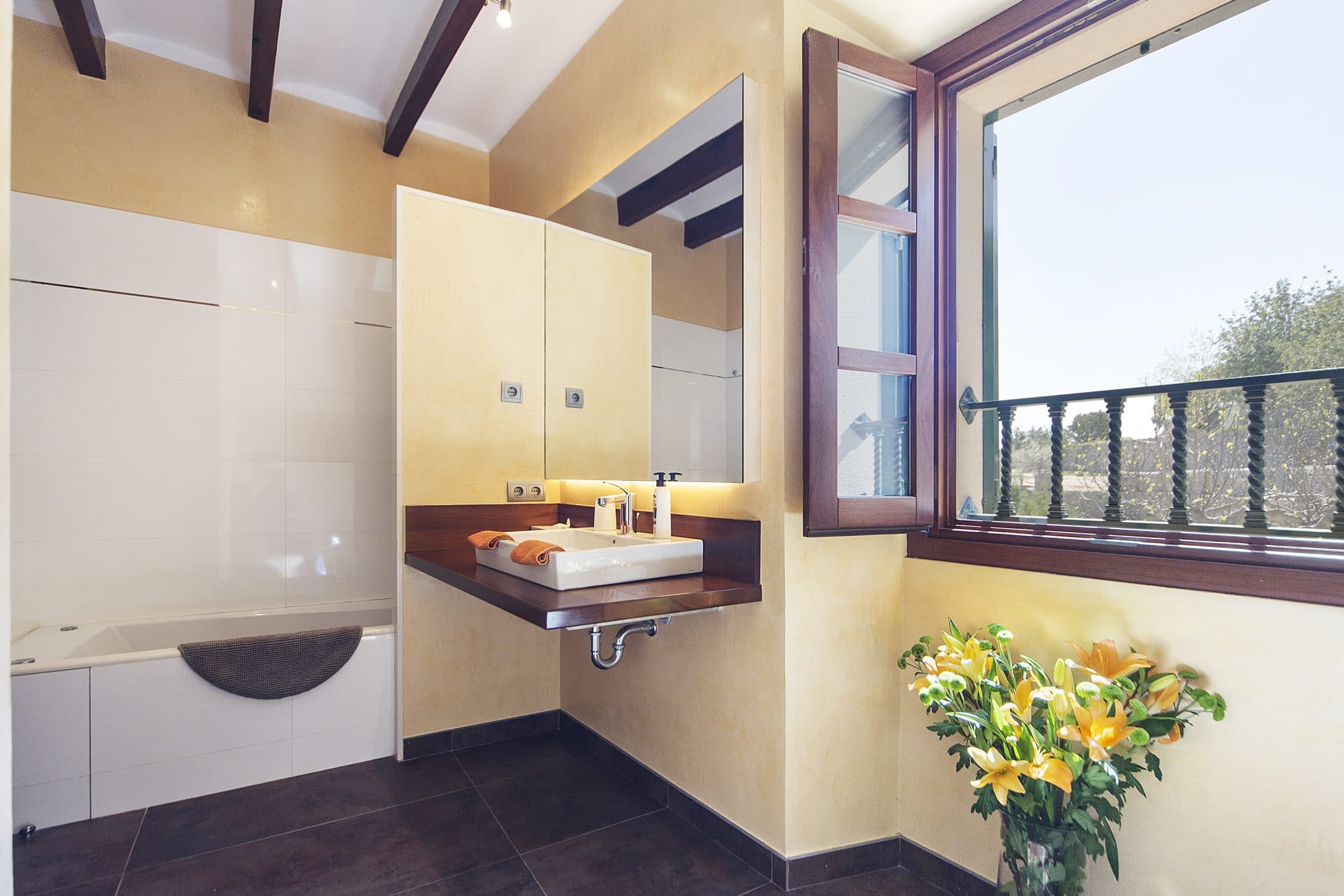 Bathrooms In Majestic Holiday Estate In Calvia