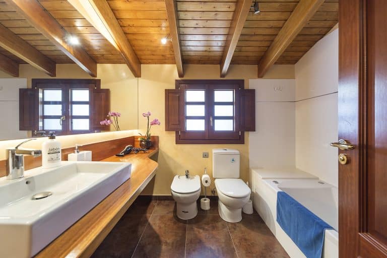 Bathrooms In Majestic Holiday Estate In Calvia