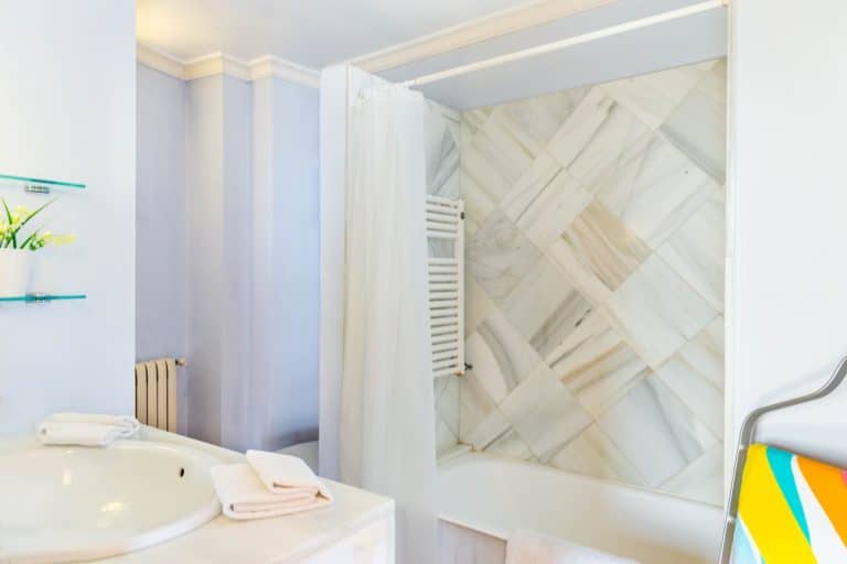 Bathrooms In Townhouse In Palma 300 M From The Beach
