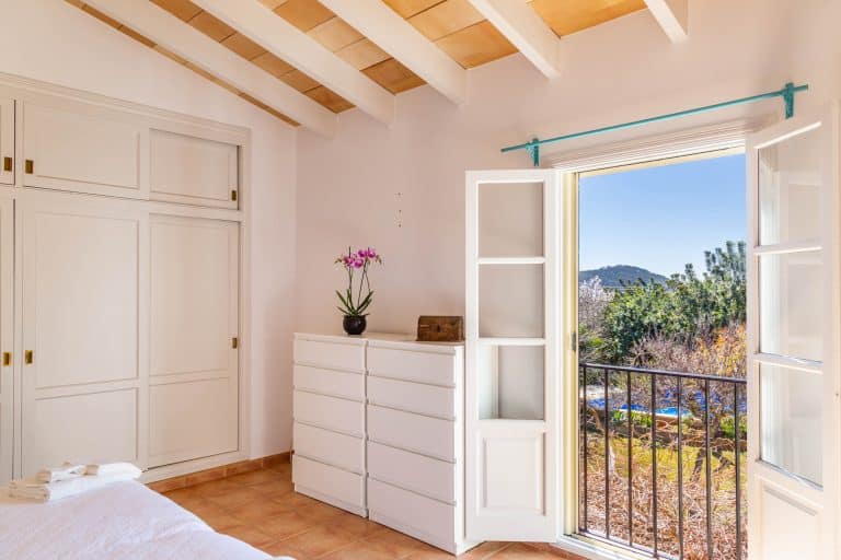 Bedrooms In Family Country House With Pool In Port Dandratx