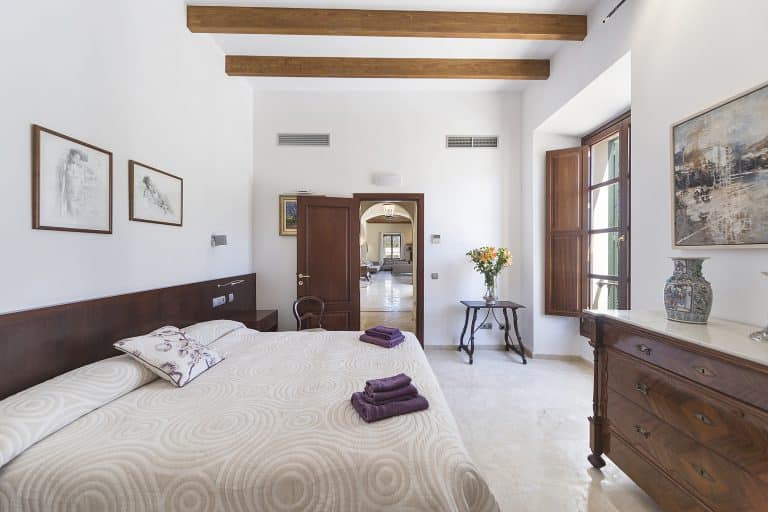Bedrooms In Majestic Holiday Estate In Calvia